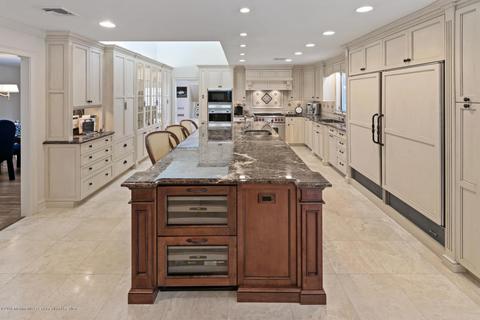 4 Azalea Ln, Rumson, NJ 07760 photo 8