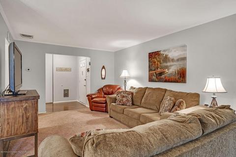 43 Markham Rd, Brick, NJ 08724 photo 8
