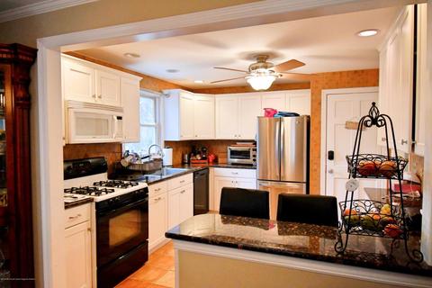 649 Oceanview Rd, Brielle, NJ 08730 photo 4