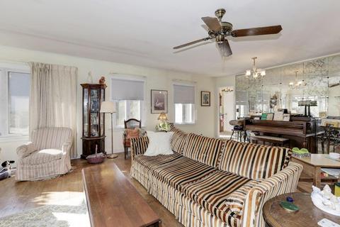 1005 Brainard Pl, Brielle, NJ 08730 photo 4