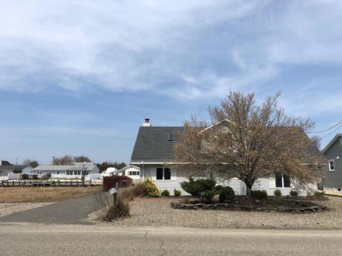 950 Capstan Dr, Forked River, NJ 08731 photo 2