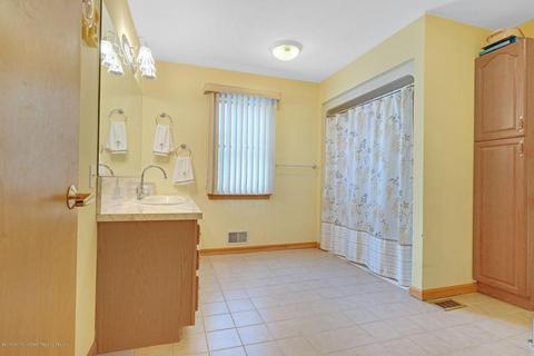 8 Sequoia Ct, Brielle, NJ 08730 photo 29