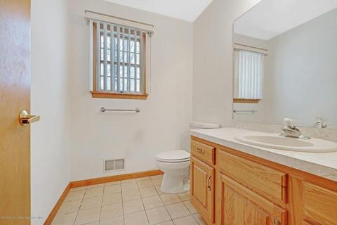 8 Sequoia Ct, Brielle, NJ 08730 photo 20