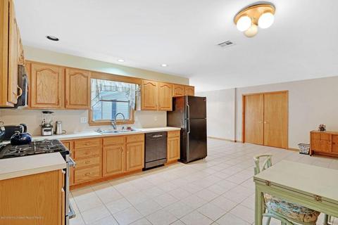 8 Sequoia Ct, Brielle, NJ 08730 photo 13