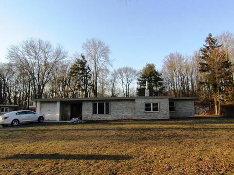 2 Cedar Ct, Roosevelt, NJ 08555 photo 2