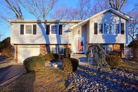 43 Crest Dr, Brick, NJ 08724 photo 1