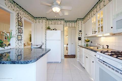 43 Crest Dr, Brick, NJ 08724 photo 8