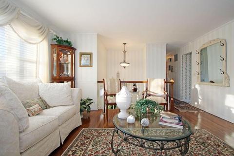 43 Crest Dr, Brick, NJ 08724 photo 6
