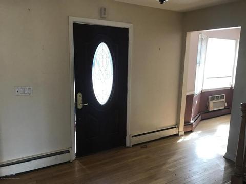 27 Devon Rd, Middletown, NJ 07748 photo 2