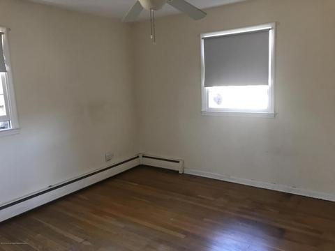 27 Devon Rd, Middletown, NJ 07748 photo 10
