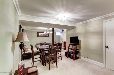 2 Arrowsmith Ct, Matawan, NJ 07747 photo 32