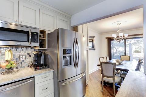 2 Arrowsmith Ct, Matawan, NJ 07747 photo 16