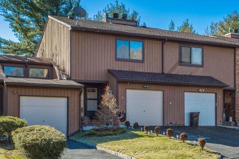 2 Arrowsmith Ct, Matawan, NJ 07747 photo 2