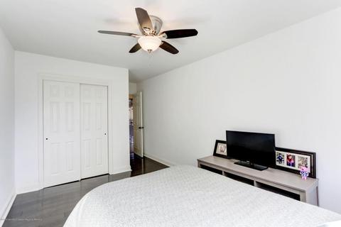 2 Arrowsmith Ct, Matawan, NJ 07747 photo 28