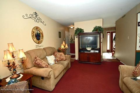 19 New Castle Ct, Jackson, NJ 08527 photo 9