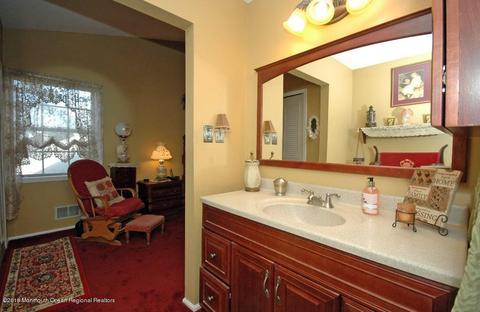 19 New Castle Ct, Jackson, NJ 08527 photo 27