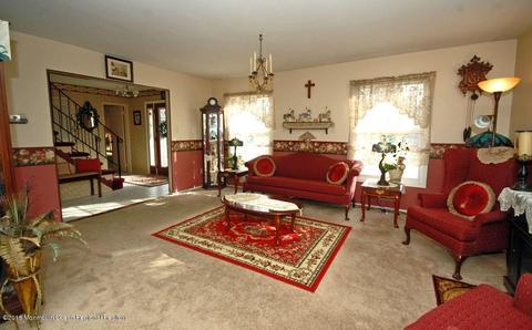 19 New Castle Ct, Jackson, NJ 08527 photo 4