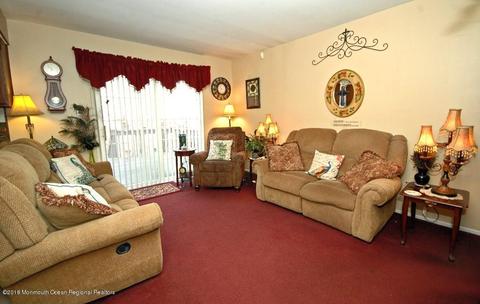 19 New Castle Ct, Jackson, NJ 08527 photo 8
