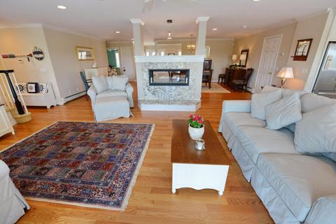 65 Longpoint Dr, Brick, NJ 08723 photo 9