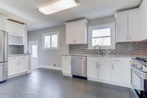 8 Hampton Rd, Howell, NJ 07731 photo 3