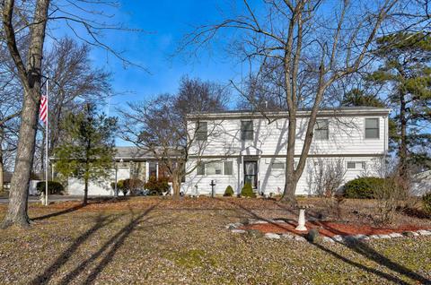 7 Sunset Dr, Howell, NJ 07731 photo 2