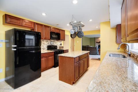 640 Hamilton Rd, Jackson, NJ 08527 photo 2