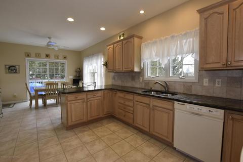28 Callaghan Rd, Brick, NJ 08724 photo 9