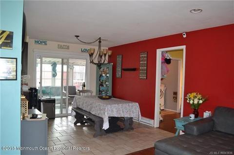 304 5th St, Waretown, NJ 08758 photo 4