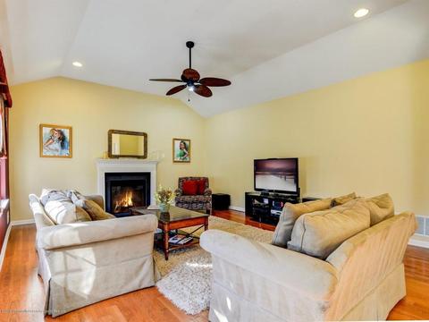1 Summers Dr, Jackson, NJ 08527 photo 13