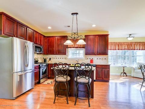 1 Summers Dr, Jackson, NJ 08527 photo 8