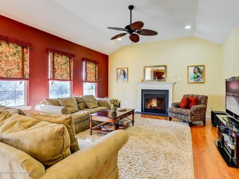1 Summers Dr, Jackson, NJ 08527 photo 12