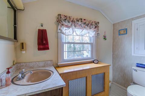 76 E River Rd, Rumson, NJ 07760 photo 16