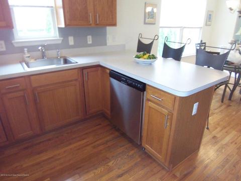 53 Vanard Dr, Brick, NJ 08723 photo 27
