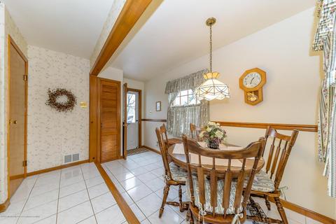 26 Middlesex Rd, Matawan, NJ 07747 photo 11