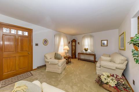 26 Middlesex Rd, Matawan, NJ 07747 photo 3