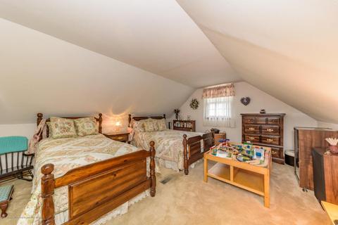26 Middlesex Rd, Matawan, NJ 07747 photo 19