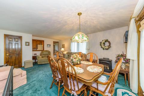 26 Middlesex Rd, Matawan, NJ 07747 photo 6