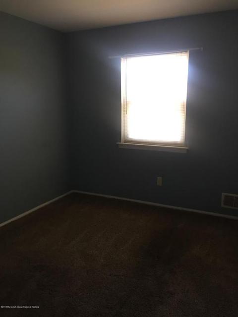 8 River Ln, Brick, NJ 08724 photo 7