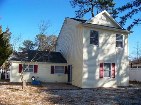24 Maple St, Waretown, NJ 08758 photo 3
