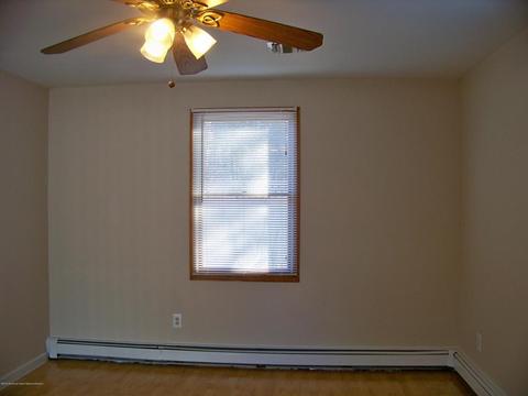 24 Maple St, Waretown, NJ 08758 photo 7