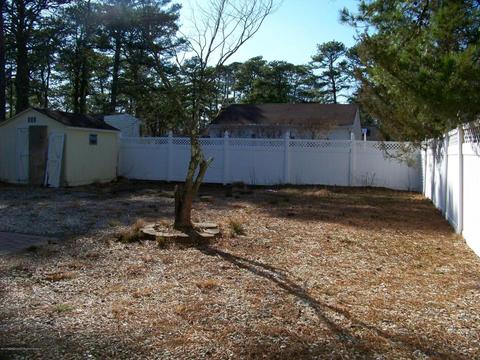 24 Maple St, Waretown, NJ 08758 photo 4