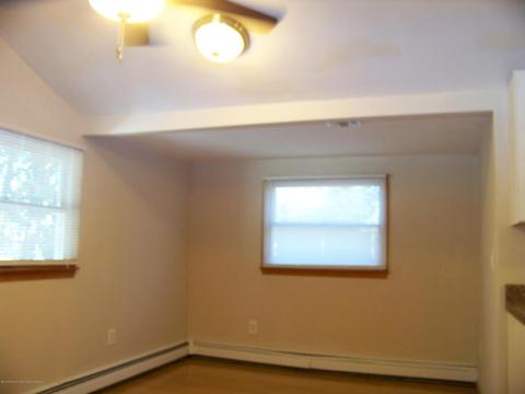 24 Maple St, Waretown, NJ 08758 photo 10