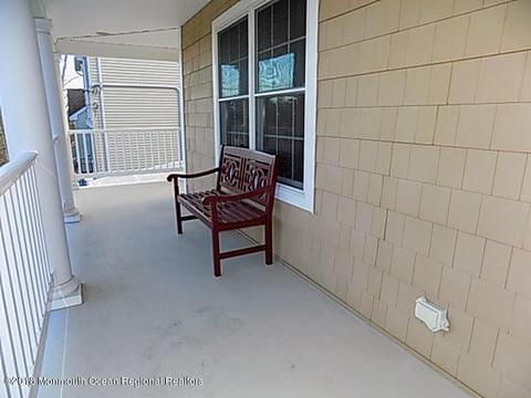 654 Hillside Ave, Brick, NJ 08724 photo 3