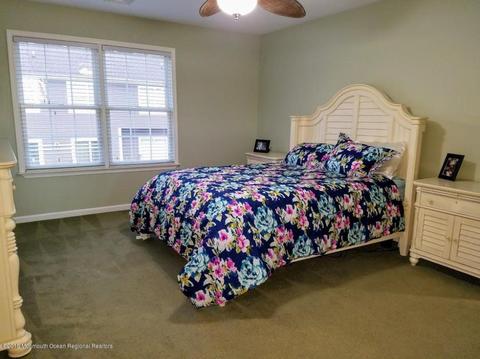 654 Hillside Ave, Brick, NJ 08724 photo 23