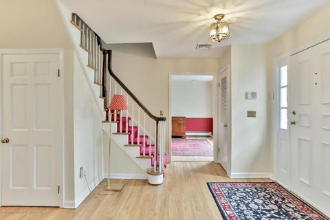 8 Circle Dr, Rumson, NJ 07760 photo 3
