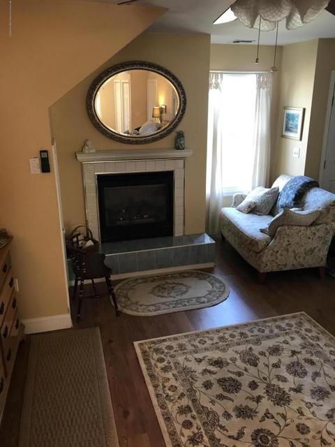 17 Florence Ave, Middletown, NJ 07748 photo 16