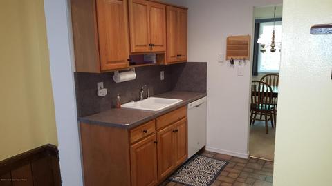 8 Robin Rd, Howell, NJ 07731 photo 7