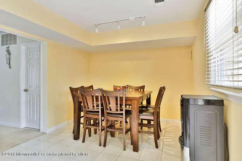 13 Colonial Ct, Jackson, NJ 08527 photo 9