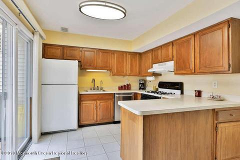 13 Colonial Ct, Jackson, NJ 08527 photo 5