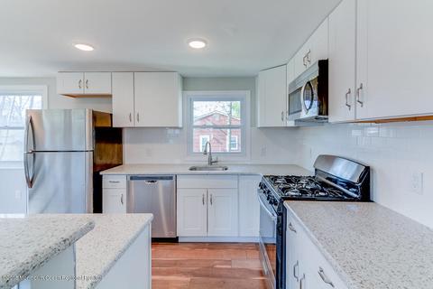 539 Windsor St, Forked River, NJ 08731 photo 8